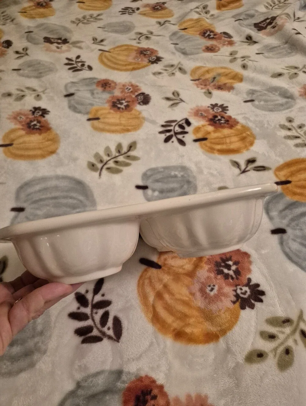 Princess House White Bundt Cake Pan